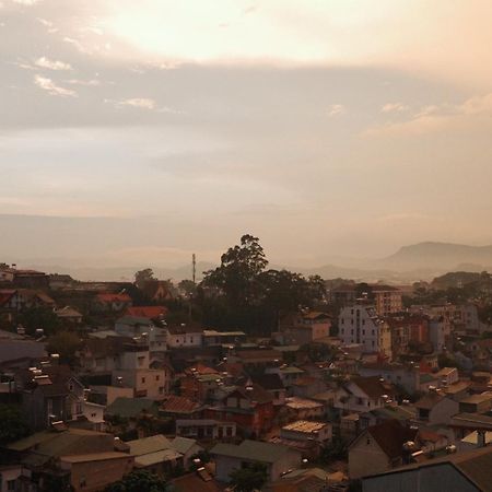 Cherry Suites Dalat Eksteriør bilde