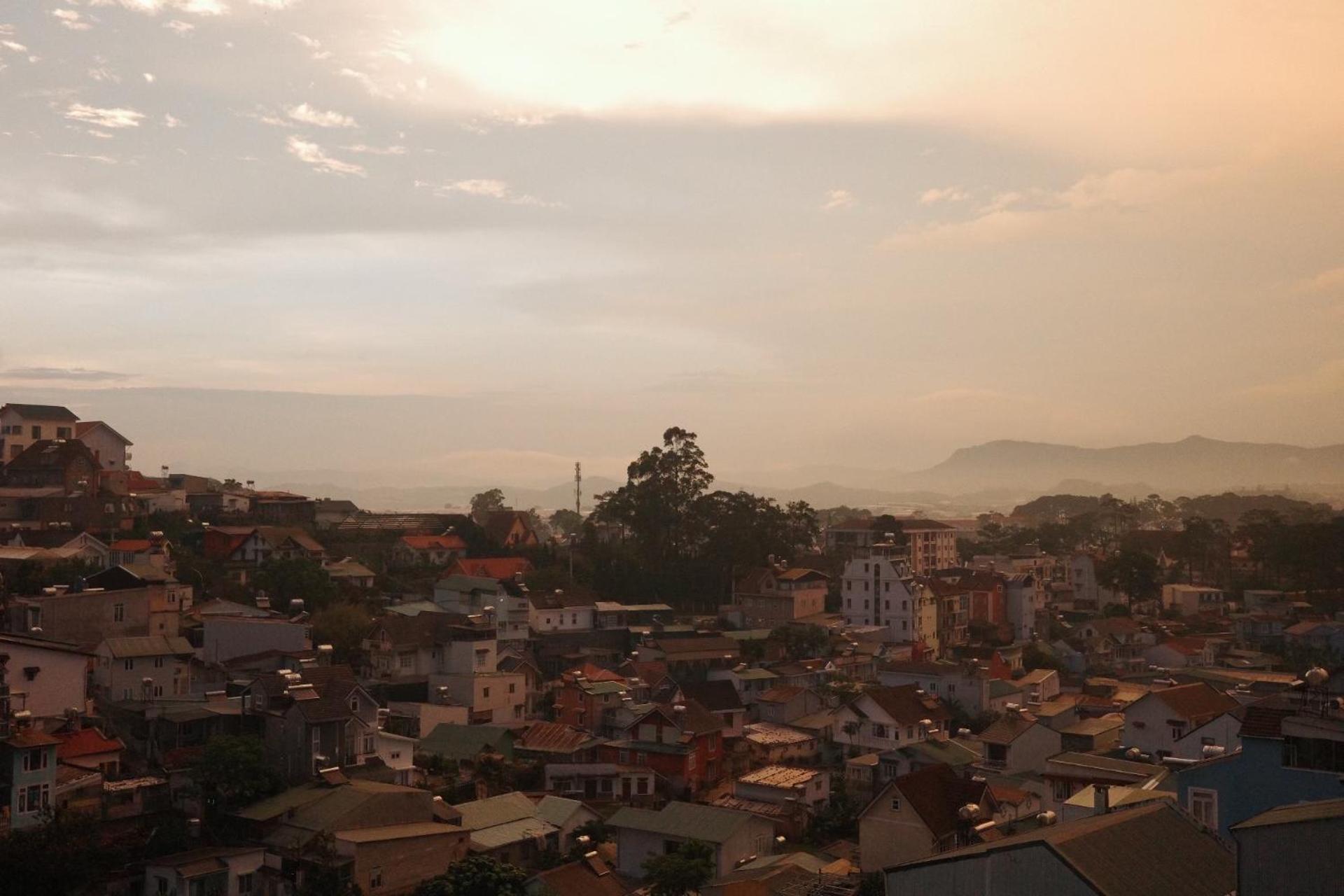 Cherry Suites Dalat Eksteriør bilde
